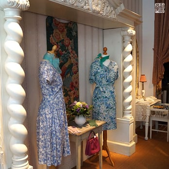 Mimi - frocks - Antiques Near Me - Berlin, BE