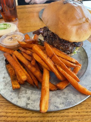 Thunder Bacon Burger Co by null