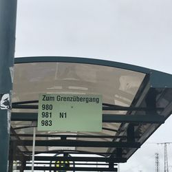 Hauptbahnhof Frankfurt Oder - Bahnhof Frankfurt/Oder, Bus nach Slubice/Polen No. 983
