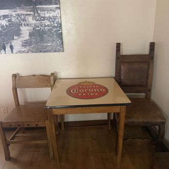 Inn At Avila Beach - Free corona table as decor. Such a joke - Resorts Near Me - Avila Beach, California Inn At Avila Beach - Free corona table as decor. Such a joke - Resorts Near Me - Avila Beach, California