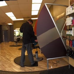 Great Clips - Inside