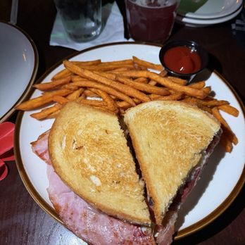 Hopscotch - Baby Sitter's Club - New American Near Me - Oklahoma City, Oklahoma