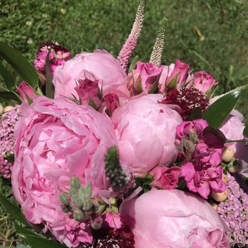 Garden Gate Floral & Events - Florists Near Me - Morganton, North Carolina Garden Gate Floral & Events - Florists Near Me - Morganton, North Carolina