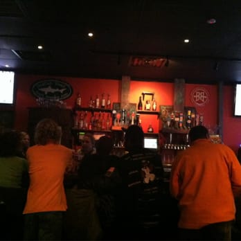 MoJo's - Bar area - American Near Me - Salisbury, Maryland