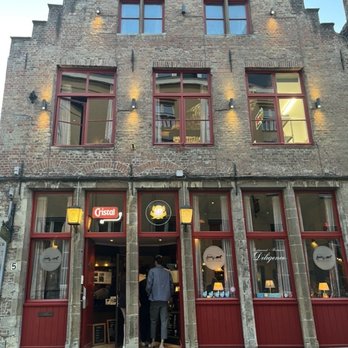 Restaurant Diligence - Front of the restaurant. - Belgian Near Me - Bruges, VWV