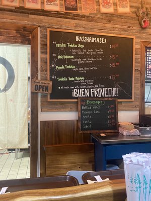 Ramen Del Barrio by null