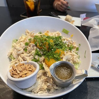 Stanley's Restaurant - Chinese Chicken Salad - American Near Me - Los Angeles, California Stanley's Restaurant - Chinese Chicken Salad - American Near Me - Los Angeles, California