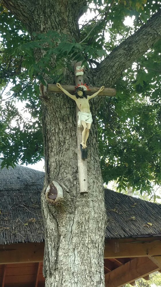 Slide of Sanchez Roofing