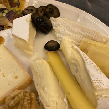 Golfhotel Saanenmöser - Some food inspirations from the Golf Hotel in Sannenmöser. ... nice good selection of cheese - Beauty & Spas Near Me - Saanenmöser, BE