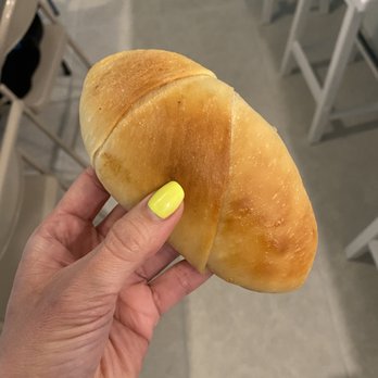 Caracas Bakery Doral - Cachito - Bakeries Near Me - Doral, Florida Caracas Bakery Doral - Cachito - Bakeries Near Me - Doral, Florida