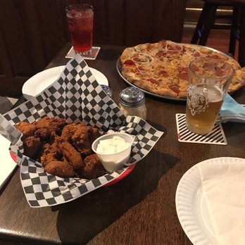 J. Dolan's - Pizza Near Me - Honolulu, Hawaii