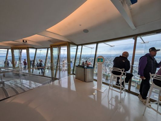 Space Needle by null