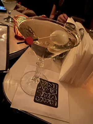 Bar Valentina by null