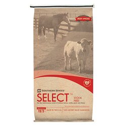 Carson's Farm & Garden - Livestock Feed