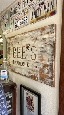 Bee's Barbecue by null