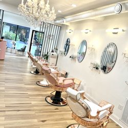 Kwik Threading and Waxing - Welcome to Kwik salon