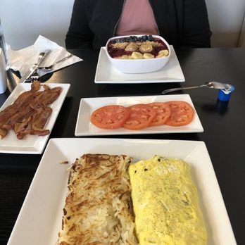 Vinny's Brunch - Greek Omelet and Ultimate Oatmeal - Breakfast & Brunch Near Me - Clinton Township, Michigan Vinny's Brunch - Greek Omelet and Ultimate Oatmeal - Breakfast & Brunch Near Me - Clinton Township, Michigan