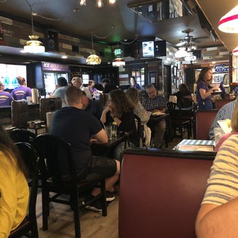 Cattleman's Burger and Brew - Awesome atmosphere, definitely has a Chicago feel with the long narrow shape. - Burgers Near Me - Algonquin, Illinois Cattleman's Burger and Brew - Awesome atmosphere, definitely has a Chicago feel with the long narrow shape. - Burgers Near Me - Algonquin, Illinois