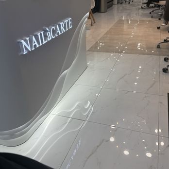 NAILàCARTE - River North - Nail Salons Near Me - Chicago, Illinois