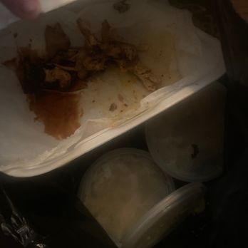 Hendricks BBQ - Pulled chicken, Macaroni & Cheese, Kids Mac n Cheese, ALL TRASH!!!! Going to waste ! - Barbeque Near Me - St Charles, Missouri Hendricks BBQ - Pulled chicken, Macaroni & Cheese, Kids Mac n Cheese, ALL TRASH!!!! Going to waste ! - Barbeque Near Me - St Charles, Missouri