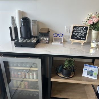 Heights Eye Studio - Optometrist in Houston Heights - Refreshment bar for patients - Optometrists Near Me - Houston, Texas Heights Eye Studio - Optometrist in Houston Heights - Refreshment bar for patients - Optometrists Near Me - Houston, Texas