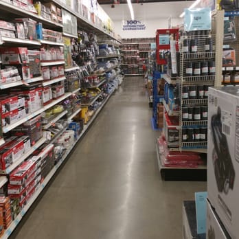 Harbor Freight Tools - Clean aisle - Hardware Stores Near Me - Corona, California