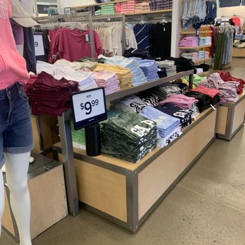 Gap Factory - Merchandise - Women's Clothing Near Me - Lake Elsinore, California Gap Factory - Merchandise - Women's Clothing Near Me - Lake Elsinore, California