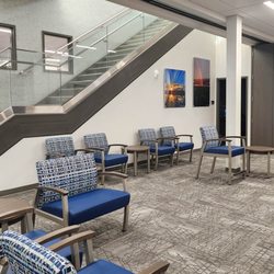 McFarland Clinic - Garden level waiting area