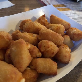 Sandy's Tavern - Pubs Near Me - Richfield, Minnesota