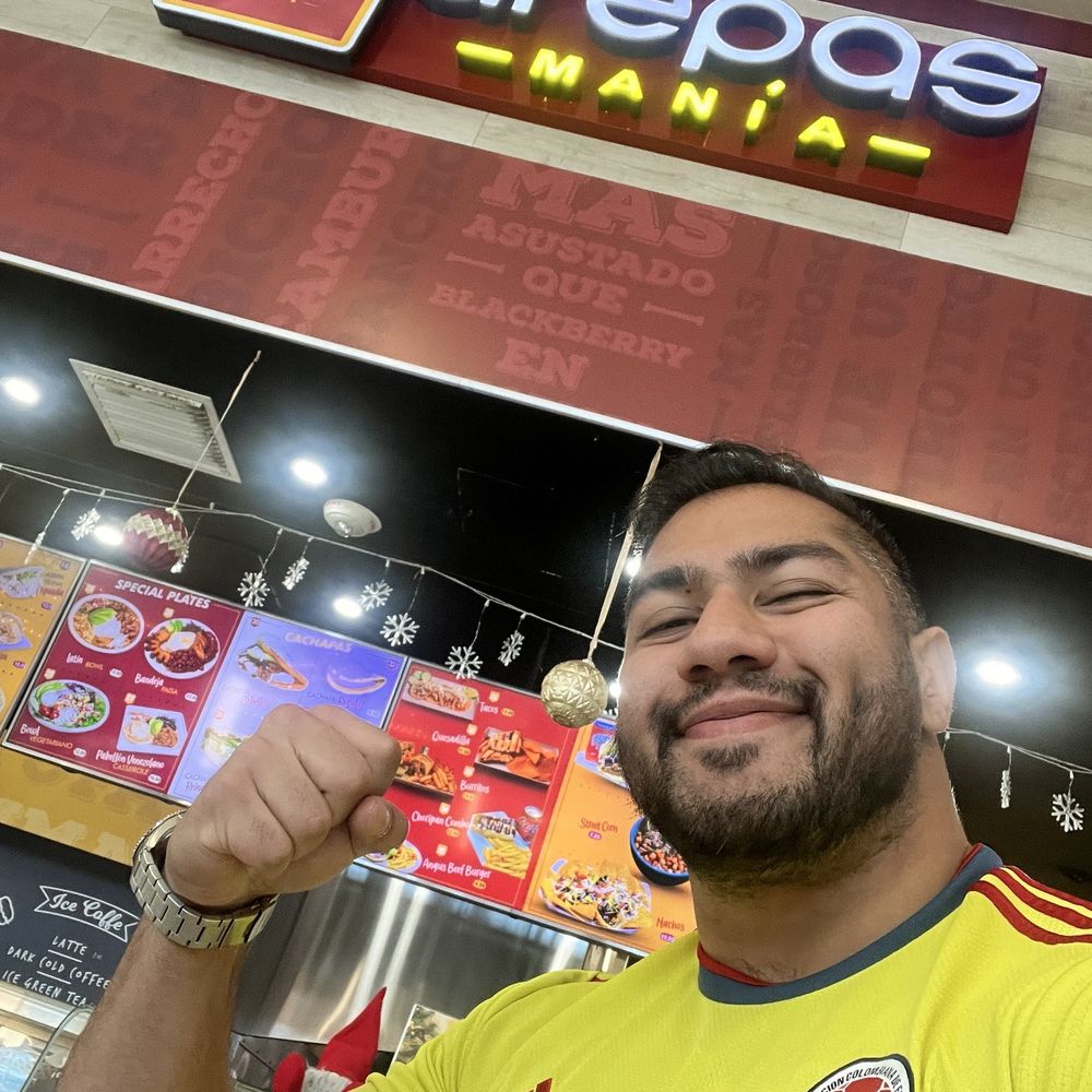 Arepasmanía - Venezuelan Near Me - Pembroke Pines, Florida