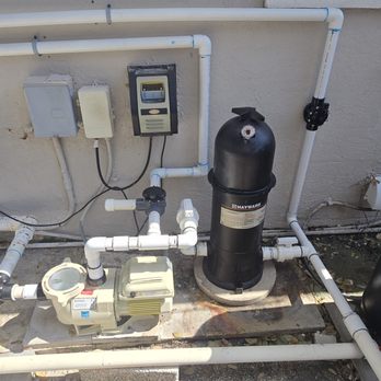 Chill Man - Pentair pump with a Hayward filter complete with isolation valves and quick connects. Compact and efficient. - Water Purification Services Near Me