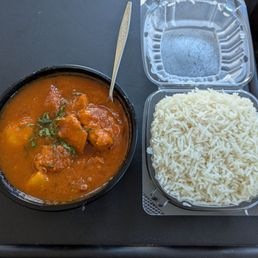 Chicken Vindaloo with basmati rice Chicken Vindaloo with basmati rice