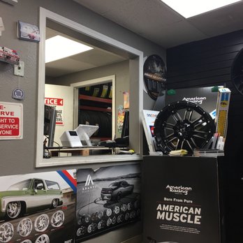 Sosa Tires - Waiting room - Tires Near Me - Santa Ana, California