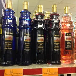 Chathams Liquor Locker - Local Wines from Truro Vinyard