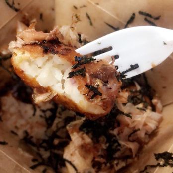 Mochi Fresh - 6 Piece Takoyaki Octopus Balls- DELIGHTFUL - Desserts Near Me - Tempe, Arizona
