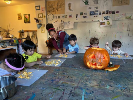 LA Art Center by null