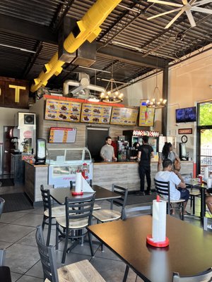 BJ HOT CHICKEN by null