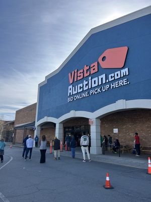 Vista Auction by null