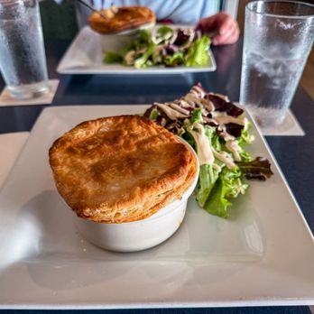 Hilo Bay Cafe - New American Near Me - Hilo, Hawaii