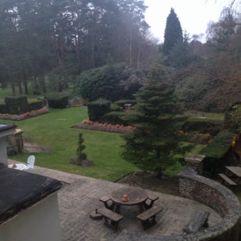 Gorse Hill - Hotels Near Me - Woking, SRY