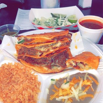 Taqueria Moctezuma - Birria lunch special $10. Consomé extra $2. Extra tripa taco $3 and a coke. Recommend all the above. Do it! - Tacos Near Me - Irving, Texas Taqueria Moctezuma - Birria lunch special $10. Consomé extra $2. Extra tripa taco $3 and a coke. Recommend all the above. Do it! - Tacos Near Me - Irving, Texas