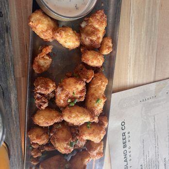 Goose Island Salt Shed Pub - Brewpubs Near Me - Chicago, Illinois