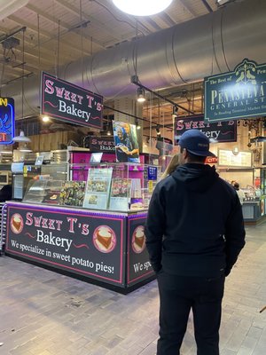 Sweet T's Bakery & Snack Shop by null