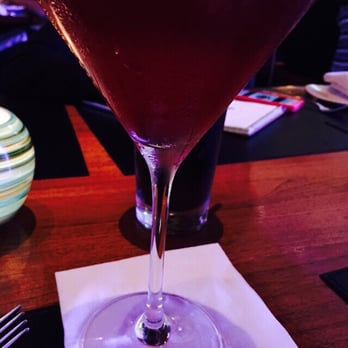 Avalon Grille - Pomegranate Martini - New American Near Me - Avalon, California