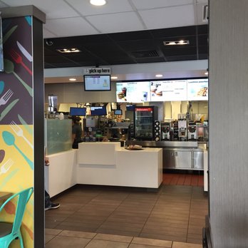 McDonald's - Pick up location - Fast Food Near Me - Del Mar, California