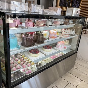 Bread & Honey - Cakes and pastries - Bakeries Near Me - Bakersfield, California