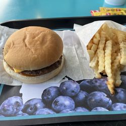 Burger Express - Cheeseburger meal.