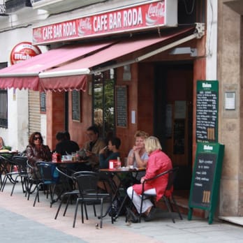 Café Bar Roda - Dive Bars Near Me - Madrid, M