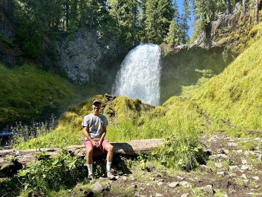 Sahalie Falls by null