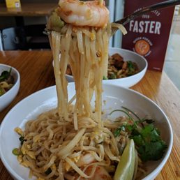 Pad Thai Duo Pad Thai Duo